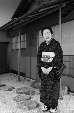 日本の饅頭の元祖、塩瀬総本家第34代当主・川島英子、100歳の人生訓とは「売り方は新しい時代に応じても、味は決して変えません」