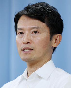 《斎藤元彦・兵庫県知事に新疑惑》週刊文春記者が首を傾げた900万円事務所費問題への“釈然としない説明“「一回目は『他の事務所の事務所費』と回答も…」