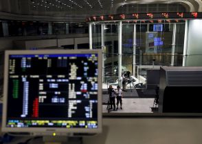 日経平均は小幅続伸、日銀会合やＦＯＭＣ控え持ち高調整　円安と綱引き