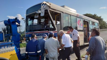 路線バスと乗用車が正面衝突　8人けが　いずれも意識あり　茨城・水戸市