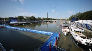 パリ五輪、トライアスロン男子個人を延期　セーヌ川の水質問題で