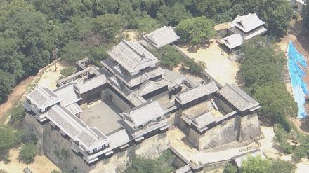 城山の土砂崩れから約半月…松山城が営業再開へ