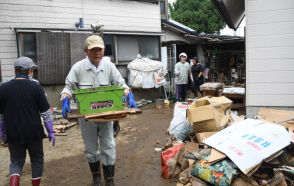 記録的豪雨の山形・酒田でボランティア受け入れ　県内外から27人