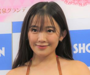 天木じゅん、美バスト強調バスタオル１枚の入浴ショットに「タオルが落ちそうやないかい」の声