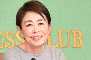 安藤優子　白内障の両目手術を受けたことを明かす「痛みもなくあっという間でした」