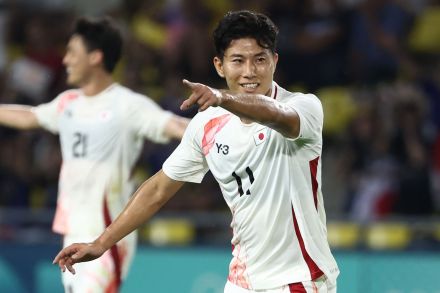 サッカー男子日本3連勝 準々決勝はスペインと パリ五輪