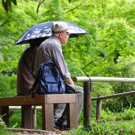 「玄関ドアの郵便受けに新聞がたまっている」は重要な情報【老親・家族 在宅での看取り方】