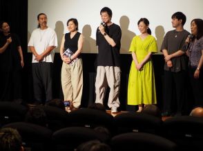 社会の排除に対抗「いっそのこと依存症当事者で映画を」　高知東生さんら演じる回復の物語、上映広がる