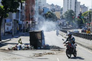 ベネズエラ大統領選、現職への抗議デモ激化　11人死亡、749人拘束