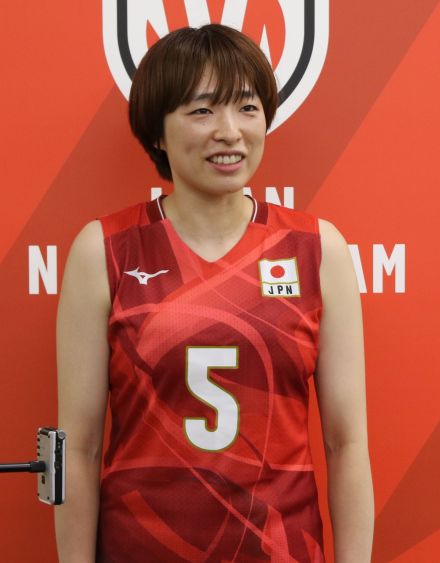 「どんな形でも、やれることは全力でやる」バレー女子五輪代表”最強の13人目”の選手　メダル獲得へ、引退する主将を勇気づけたひと言