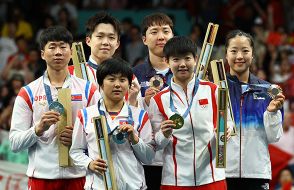 五輪で中国、北朝鮮、韓国が表彰台　3か国で自撮り「これぞオリンピック！」中国メディア喝采