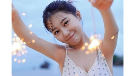 田中美久 　デコルテ部分大きく開いたキャミワンピで花火ショットを公開！「夏が苦手な私でもすこし好きだったかも」