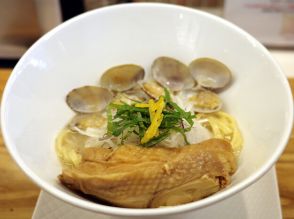 パスタ小麦を使ったモチモチ麺がヤミツキ！ ラーメンでもパスタでもない新感覚の「ラパス」とは（大阪・堺筋本町）