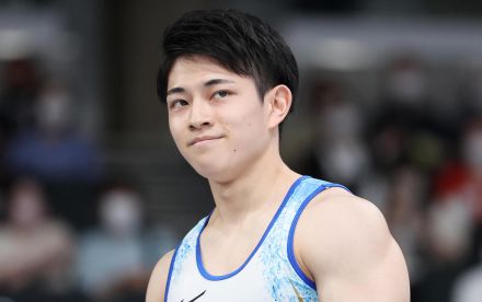 谷川翔「チョコ欲しさに着地やってる？」　パリ五輪体操男子個人金メダルの岡慎之助をたたえる