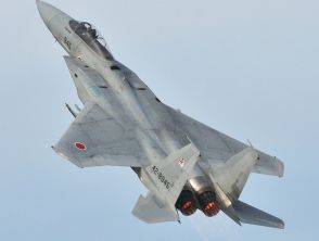 中国軍の「超高空を飛べる異形機」日本に接近！ “不思議なルックス”を自衛隊が撮影 東シナ海をグルグル旋回