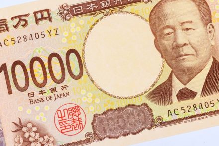 父が相続対策だと、手渡しで「毎月20万円」くれるようになりました。「現金だから贈与税は大丈夫」と言っていましたが、本当ですか？