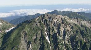 北アルプス小日向山で遭難　大阪府の57歳女性が転倒　すね骨折の重傷　防災ヘリで救助