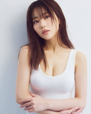 〝新グラビア女王〟と名高い元人気アイドル、正直すぎる無加工ショットにファン騒然!!撮られた場所も話題に