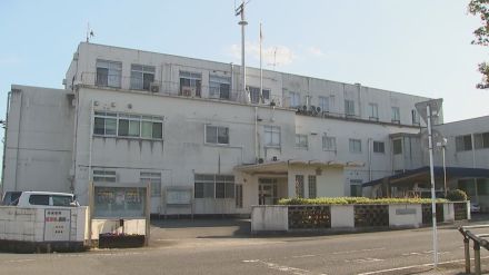 横断歩道を渡っていた女性2人が軽乗用車にはねられ1人死亡 1人重体　運転していた男を逮捕