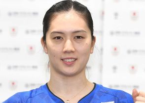 バドミントン　大堀彩が８強入り　シンガポール選手との死闘２－１で制しフロアに倒れ込んで歓喜　日本女子は山口と２人が準々決勝へ