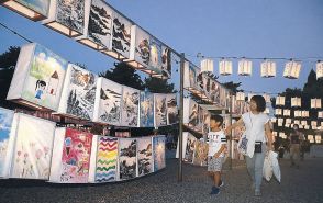 〈富山大空襲〉冥福祈るあんどん　県護国神社でみたままつり　