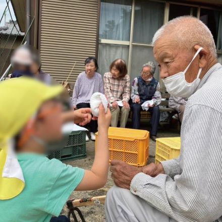 蛇口がたったの4つ　いつも取り合いになるこども園の手洗い場を工事をせずに解決　その方法は