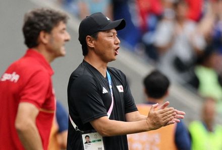 大岩監督、取材エリアで思いあふれる…「サムライブルーでスペインに勝って」　言葉絞り出す