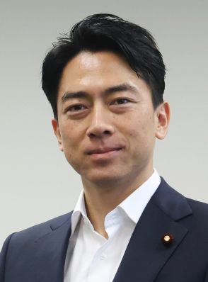 小泉氏、総裁選対応を熟慮　菅氏後押し、父・純一郎氏も容認？　