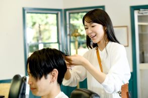 「手取り16万円」の彼女が心配です。「美容師2年目」だそうですが、それくらいが普通の業界なのでしょうか…？