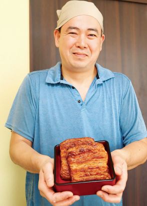 驚きのパン完成“まるで鰻の蒲焼デニッシュ”注目　埼玉のパン店“ベーカリーむぎぽっぽ”で販売、5日まで限定　ウナギ店「義語家」の本格タレ使用　山椒をふりかけると、さらに驚きの味