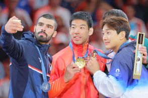 柔道男子８１キロ級王者・永瀬貴規の表彰式を識者が大絶賛　せり出す韓国選手に笑顔で前を譲る