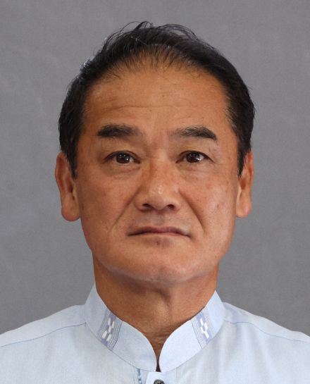 沖縄・宜野湾市長選　元市長の佐喜真氏が出馬へ　保守系議員らが要請