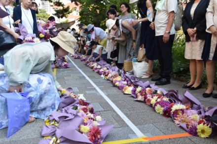 兵庫・宝塚で市花のダリアブーケ並べギネス認定　挑戦事例なく