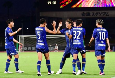 【速報】J2中断明け、鹿児島ユナイテッドFCは黒星発進　ホームで藤枝に2－3