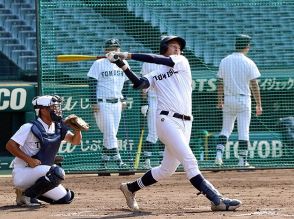 聖地の感触確かめる　富山商ナイン甲子園で練習、「やっと戻ってきた」