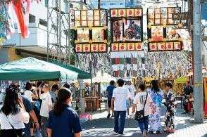 蕨の夏彩る「七夕飾り」　きょうまで「機まつり」　駅前通りに飾りやステージ、「わらびりんごサイダー」の販売も