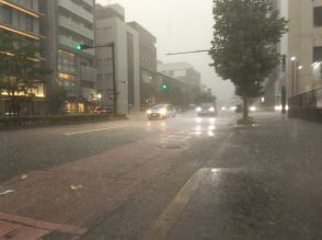 【速報】京都市でゲリラ豪雨、停電相次ぐ　大雨警報発表、「丹波太郎」来襲