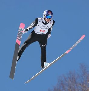 【ジャンプ】小林陵侑が今季初戦で優勝　ヒルサイズ越え141・5メートル の大ジャンプを披露