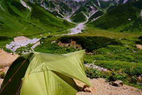 山頂付近でのテント泊に憧れる！　日帰り登山からワンステップ進むためのテント泊登山入門