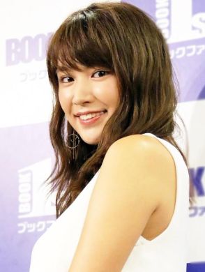 ＜久松郁実＞今春に第1子女児出産　赤ちゃん抱いた姿「可愛い」「お母さんしてますね」「すてきです」