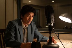 森田剛主演『劇場版 アナウンサーたちの戦争』フェイクニュースもあたり前。ラジオの声は兵器だった……【おとなの映画ガイド】