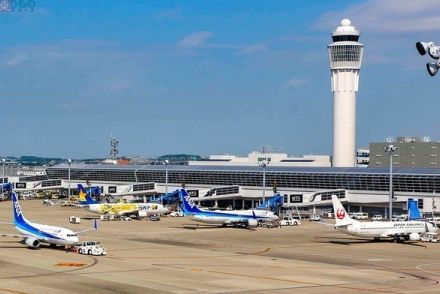 キミどこ航空よ!？「レア感マシマシ」デザインの旅客機、中部空港に降臨！ なぜこんなデザインに？