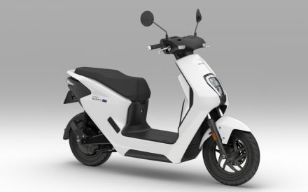 ホンダ、原付一種電動二輪「EM1 e:」のモニター募集