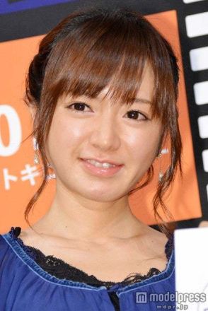 紺野あさ美さん、第4子出産発表 夫の杉浦稔大投手＆娘との3ショット公開