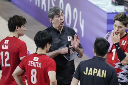 【バレー】日本男子ブラン監督、イタリア戦終了後に胴上げ　今大会を最後に退任、韓国クラブへ