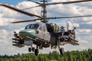 ロシアが開発「ワンオペ攻撃ヘリ」Ka-50 実は“ブラック職場”になりかけた!? でも2人乗りも良いとは言えないワケ