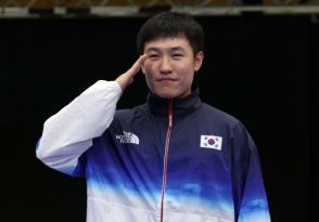 ＜パリ五輪＞除隊を１カ月後に控えた兵長の射撃選手チョ・ヨンジェ、銀メダル獲得…「早期除隊しない」