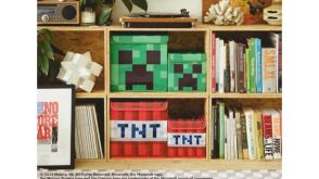 『マインクラフト』15周年を記念した「クリーパー」と「TNT」の折りたたみコンテナムック本4種が同時発売。ゲーム・PCの周辺機器や衣服、タオルなど多彩な収納とあわせて『マイクラ』の世界設定をお部屋に取り入れよう