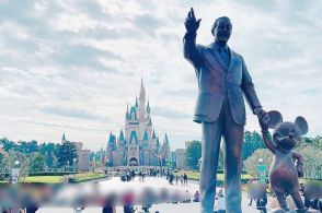 【ディズニーランド】もう1個買えばよかった！プーさんがかわいい「ふんわり枕カバー」肌ざわりバツグンで気持ちいいです《購入レビュー》