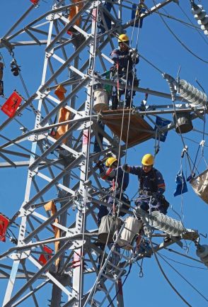 大阪各地で落雷相次ぎ停電、複数駅のエスカレーター停止　東大阪では１０００軒超